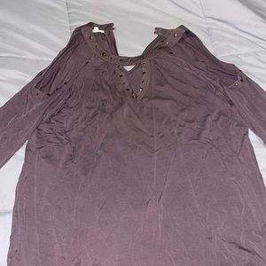 maurice’s long sleeve cut out shoulder- size medium